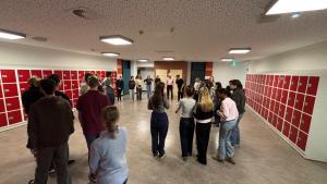 83a37c71-eb0e-4c3f-8b42-b9814445b21a